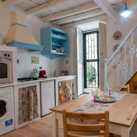 Ortigia 116 Apartman Szirakúza Kültér fotó